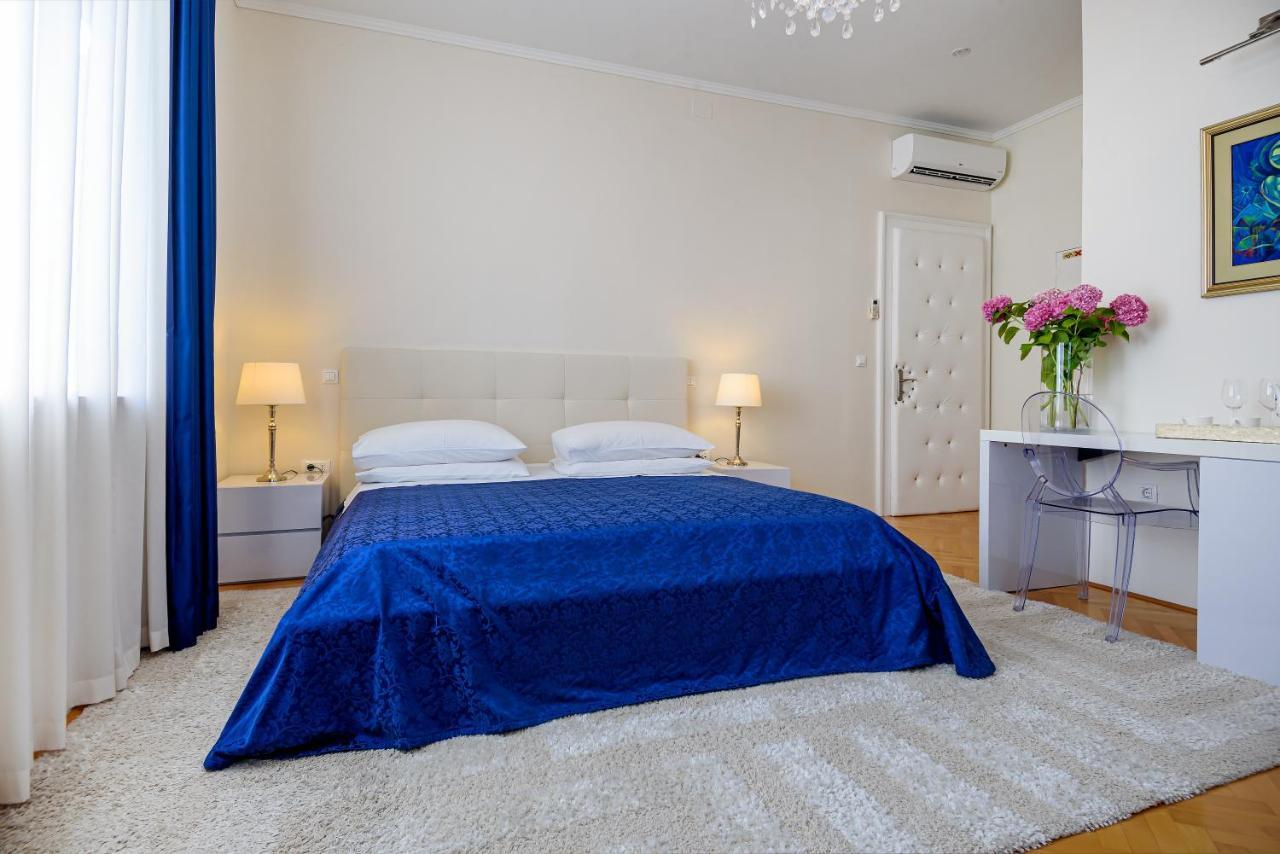 Palace Schoen Milesi - Esense Of Prestige - Private Pool - Free Parking - Old Money Style Luxury Rooms - Walking Distance To The Old Town, The Beach And All Amenities - Buralux Properties Split Ngoại thất bức ảnh