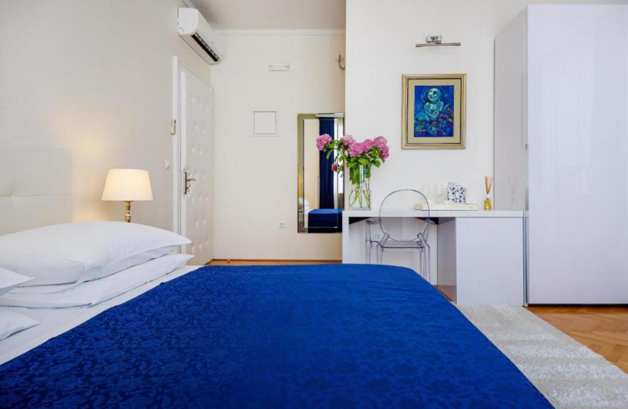 Palace Schoen Milesi - Esense Of Prestige - Private Pool - Free Parking - Old Money Style Luxury Rooms - Walking Distance To The Old Town, The Beach And All Amenities - Buralux Properties Split Ngoại thất bức ảnh