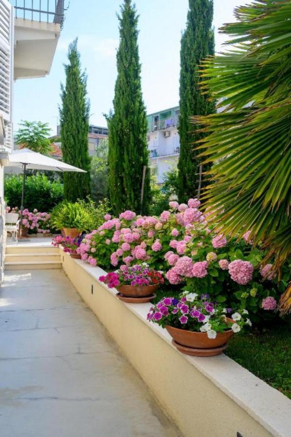 Palace Schoen Milesi - Esense Of Prestige - Private Pool - Free Parking - Old Money Style Luxury Rooms - Walking Distance To The Old Town, The Beach And All Amenities - Buralux Properties Split Ngoại thất bức ảnh
