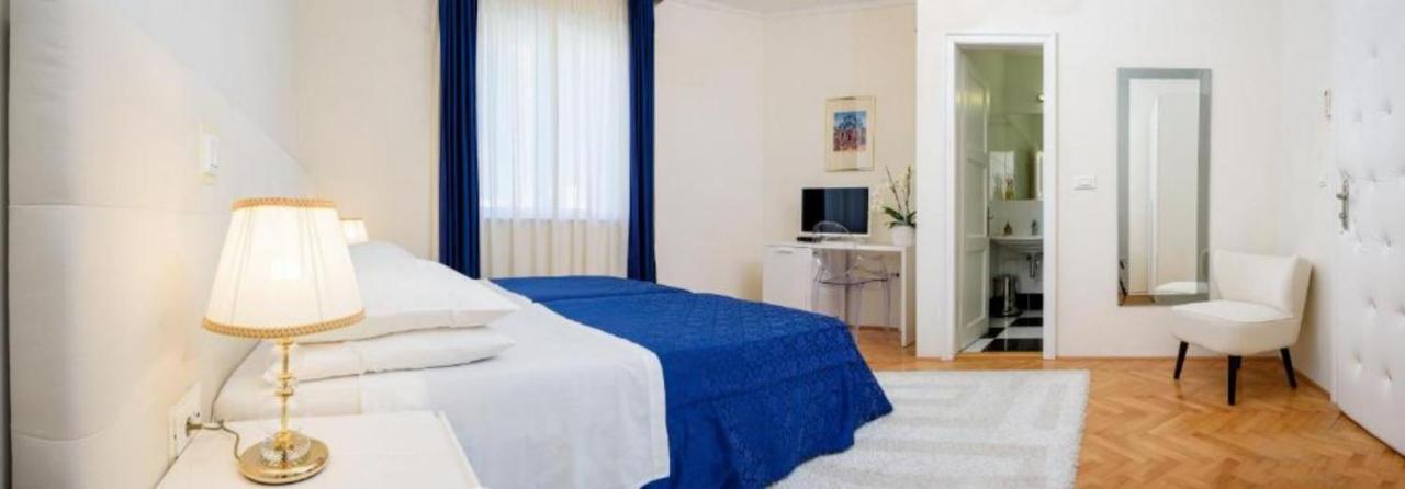 Palace Schoen Milesi - Esense Of Prestige - Private Pool - Free Parking - Old Money Style Luxury Rooms - Walking Distance To The Old Town, The Beach And All Amenities - Buralux Properties Split Ngoại thất bức ảnh